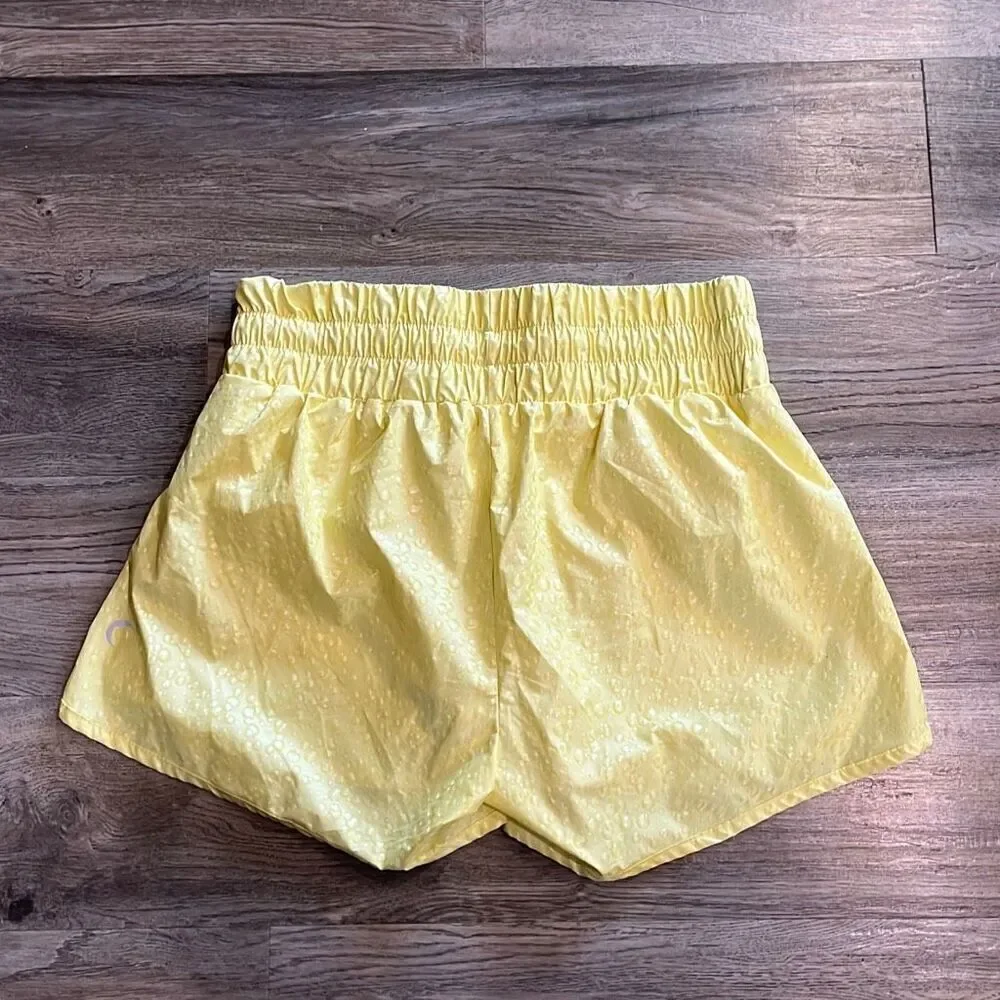 Zyia‎ Active Lemon Fizzy Bubble Shorts Medium